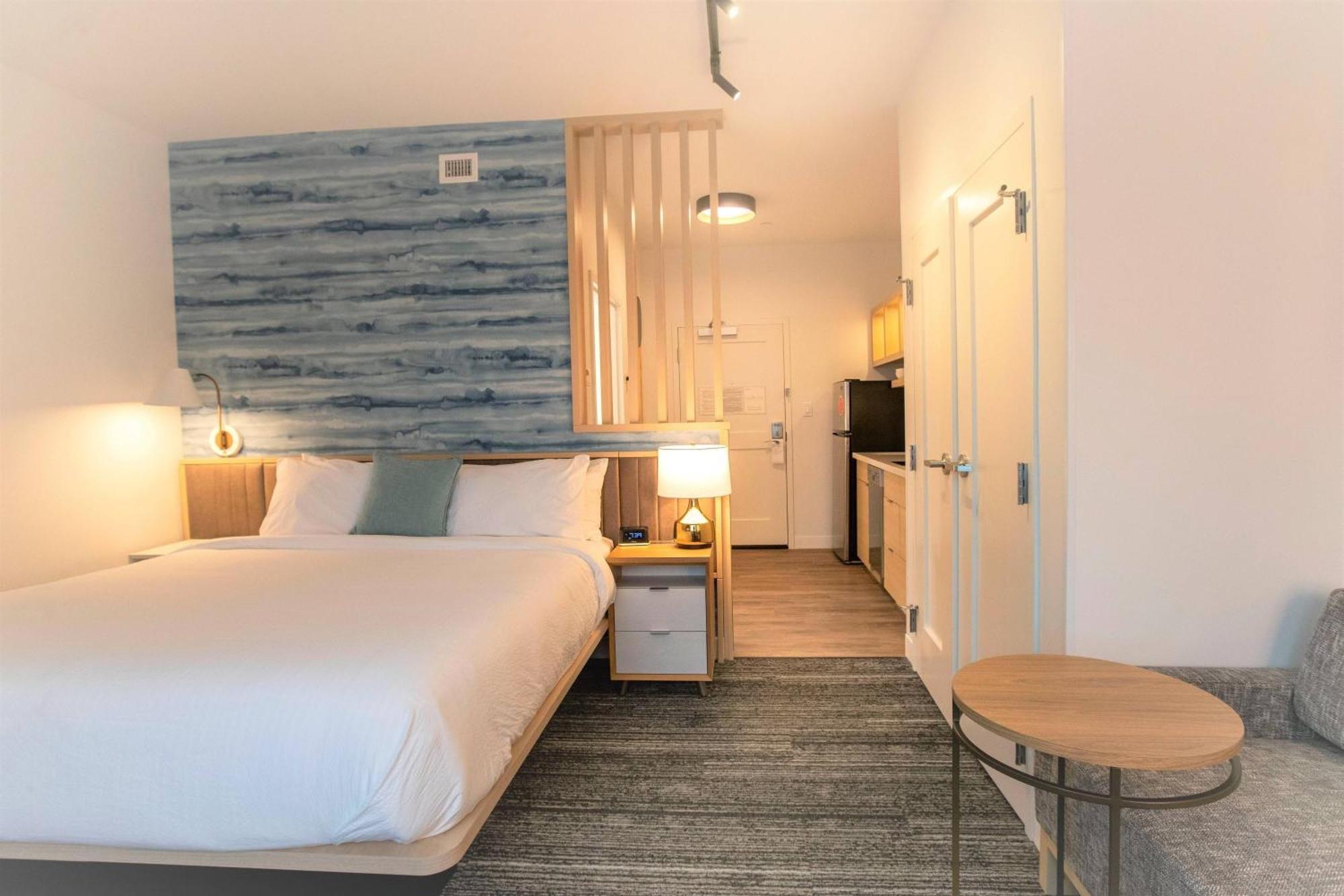 Towneplace Suites By Marriott Conroe Exterior photo