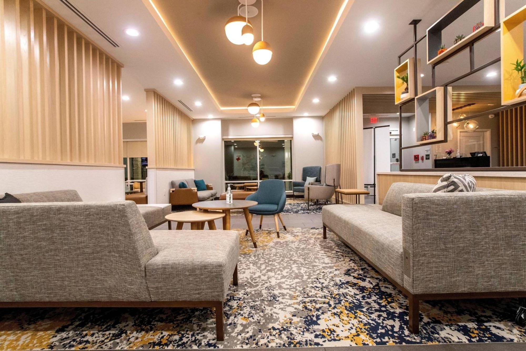 Towneplace Suites By Marriott Conroe Exterior photo